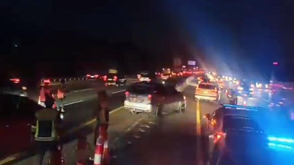 Mudik Lancar Berkat Strategi Cerdas: Contraflow dan One Way di Tol Trans Jawa