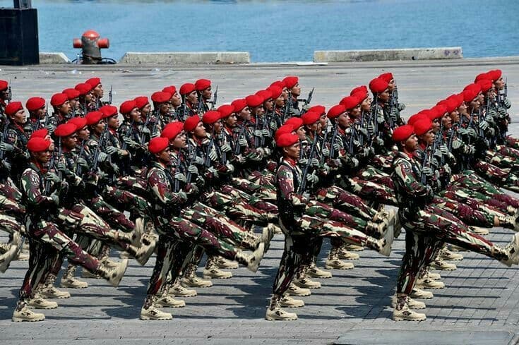 Transformasi Strategis: Bagaimana Angkatan Bersenjata Menavigasi Kompleksitas Dunia Modern